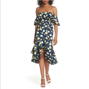 New Fame & Partners Lemon Dress Size Small‎